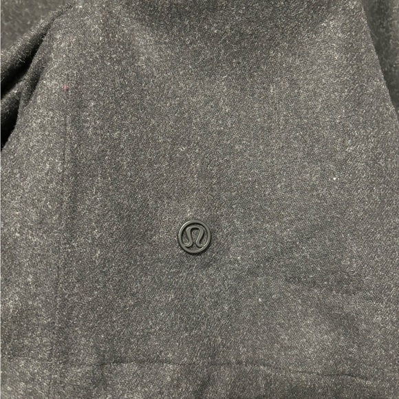 Lululemon Roam Far Wool Jacket Size 14 P2P: 25” - Picture 4 of 7